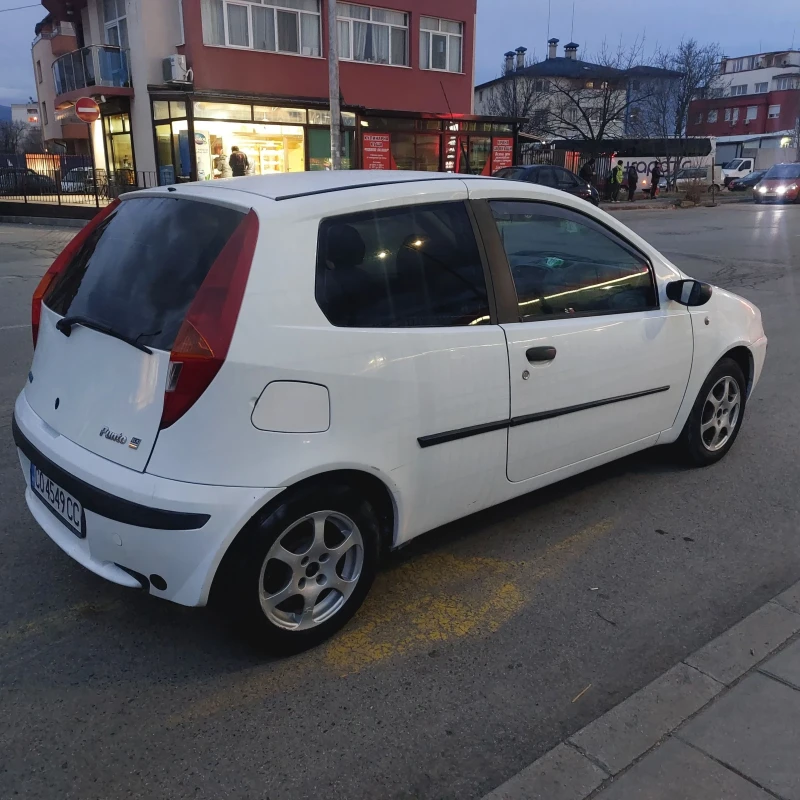 Fiat Punto, снимка 4 - Автомобили и джипове - 52641912