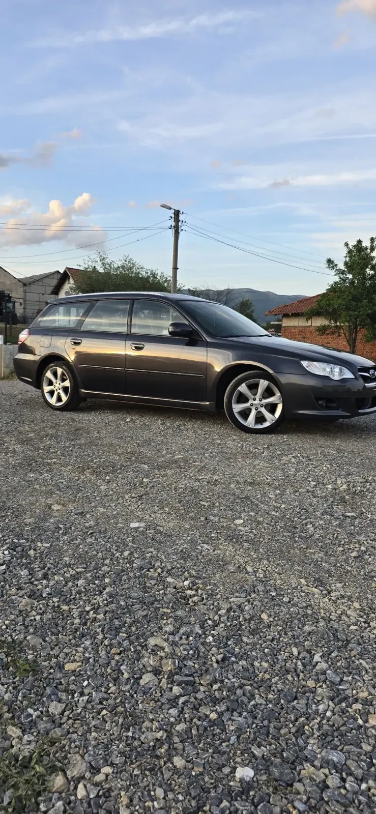 Subaru Legacy 2.0R - изображение 2