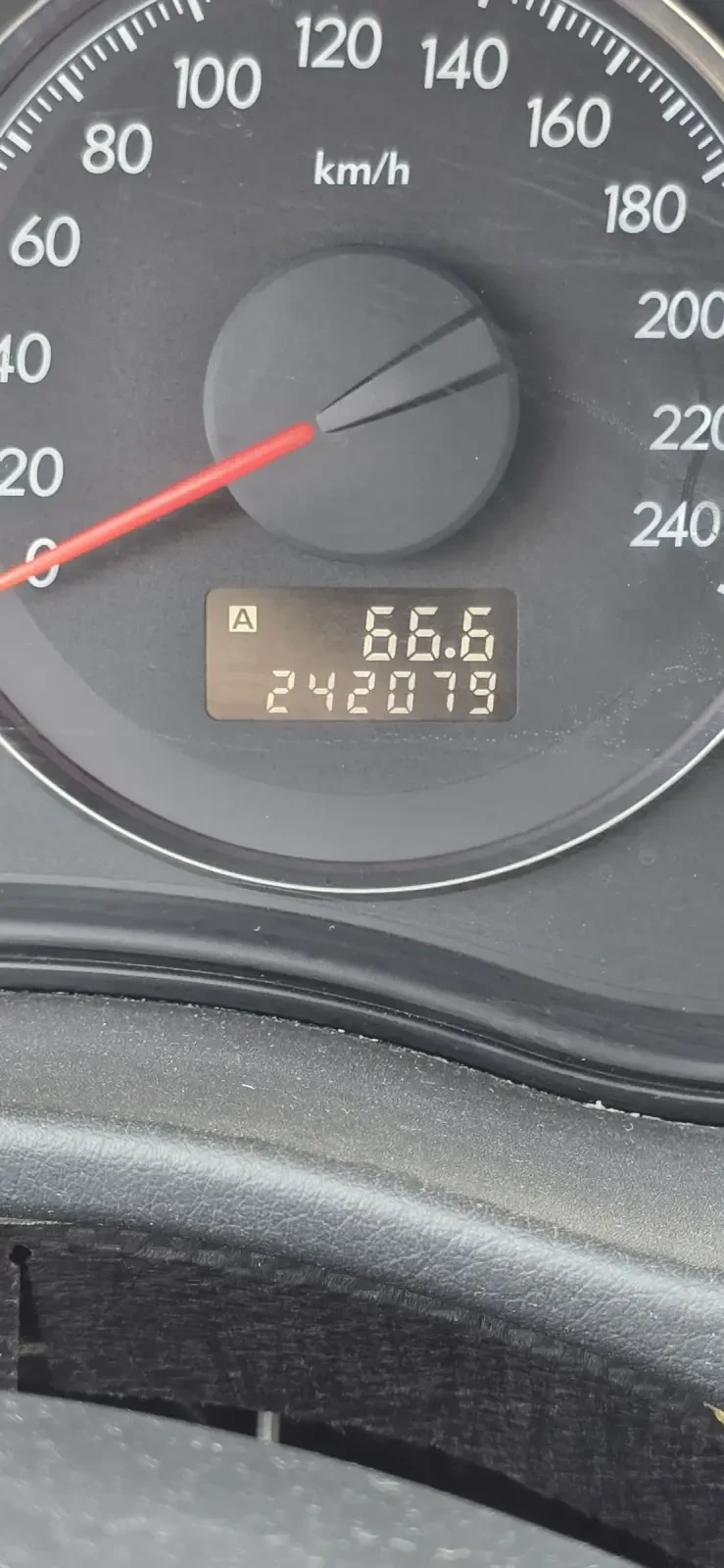 Subaru Legacy 2.0R | Mobile.bg   12