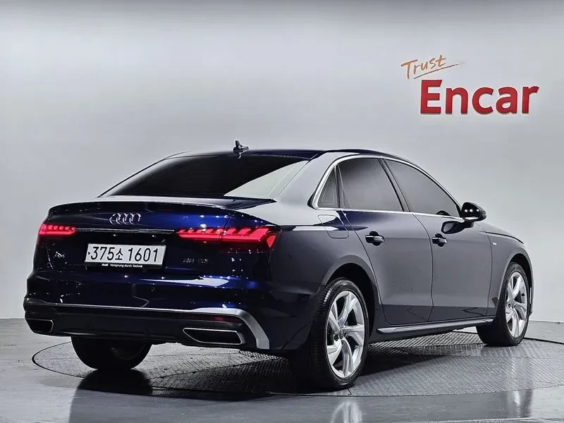 Audi A4 2.0 Tdi Premium - изображение 2