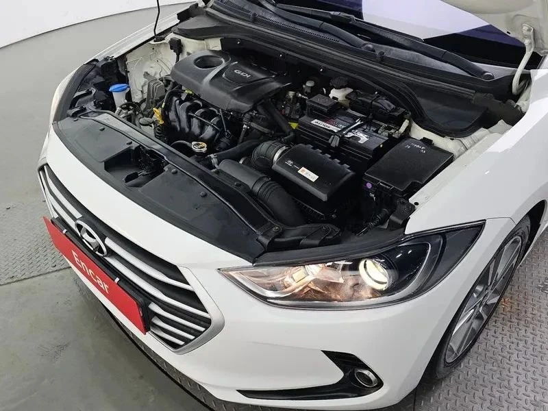 Hyundai Elantra, снимка 6 - Автомобили и джипове - 56719800