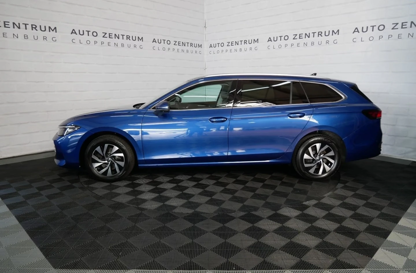 VW Passat 2.0 TDI , снимка 2 - Автомобили и джипове - 6966999