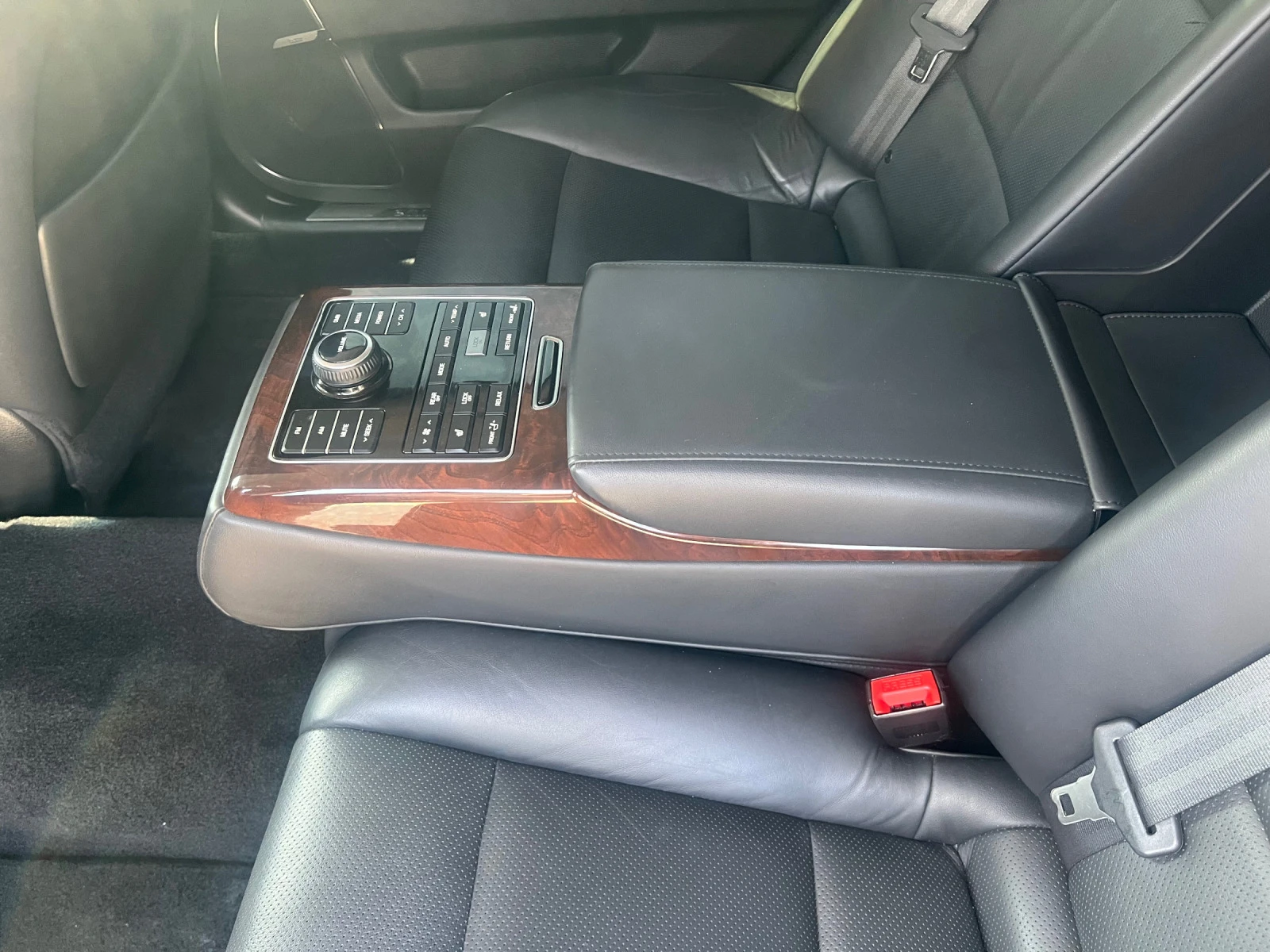 Hyundai Equus vs380 Diplomat | Mobile.bg   14