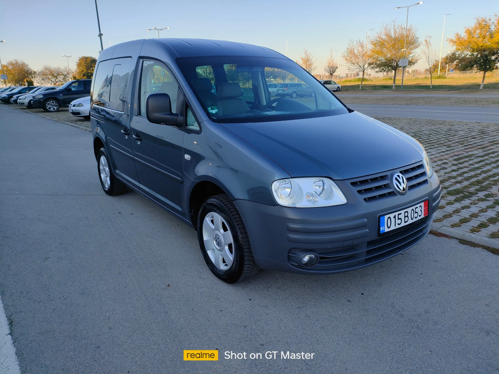 VW Caddy 1.9TDI-105кс.LIFE - изображение 8