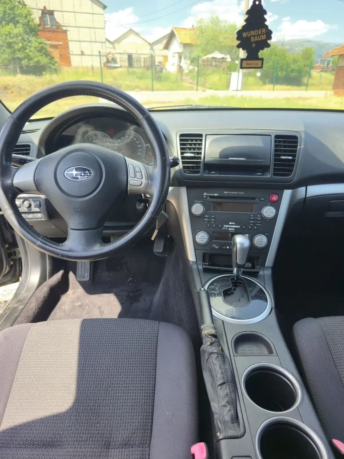 Subaru Legacy 2.0R, снимка 10 - Автомобили и джипове - 55161909