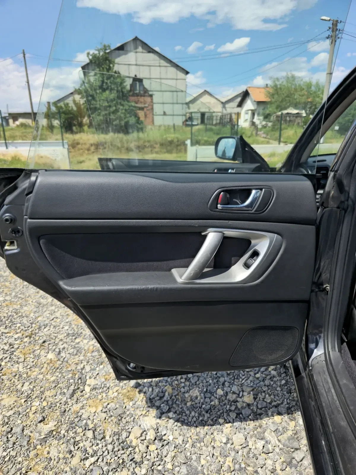 Subaru Legacy 2.0R, снимка 6 - Автомобили и джипове - 55161909