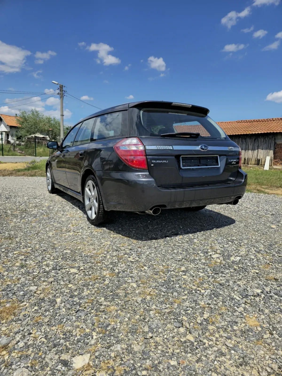 Subaru Legacy 2.0R, снимка 2 - Автомобили и джипове - 55161909