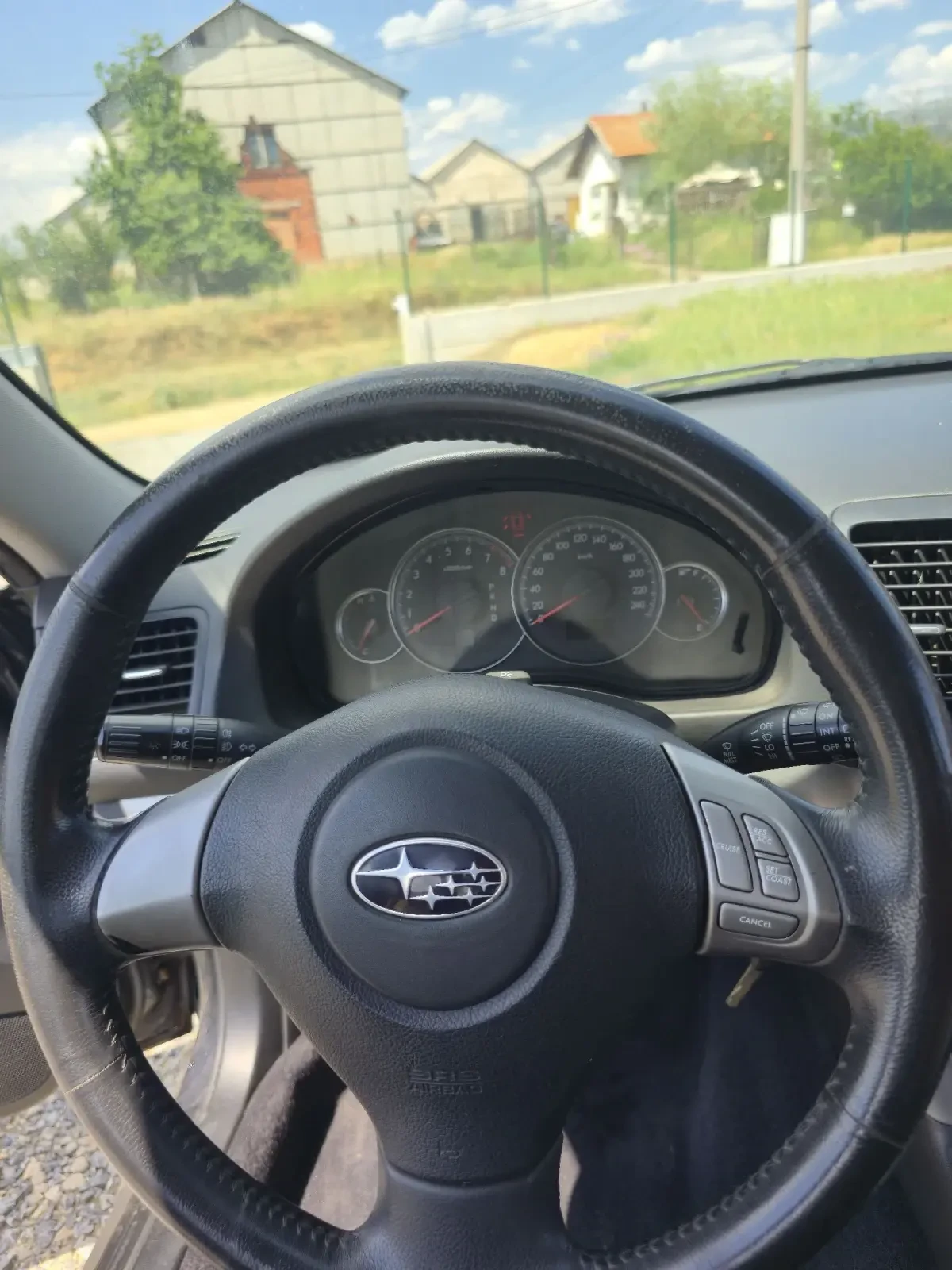 Subaru Legacy 2.0R, снимка 13 - Автомобили и джипове - 55161909