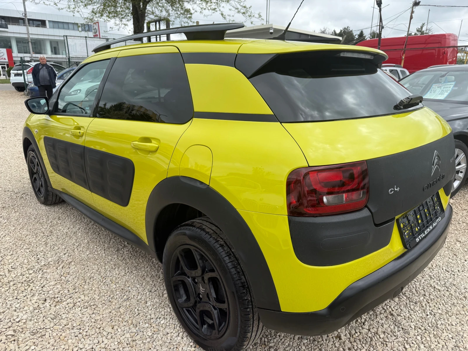 Citroen C4 Cactus АВТОМАТИК - изображение 3