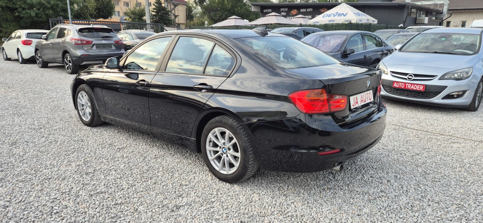 BMW 320 2.0D-184 кс. NAVY - изображение 9