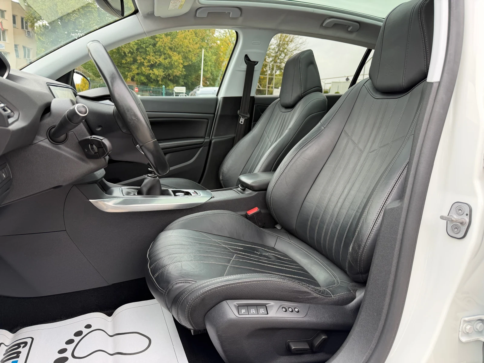 Peugeot 308 2.0HDI 150кс + Швейцария+  - изображение 9