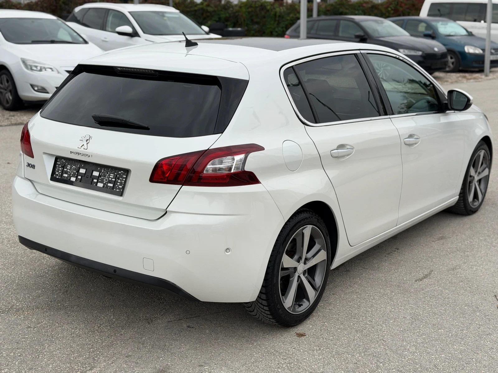Peugeot 308 2.0HDI 150кс + Швейцария+  - изображение 4