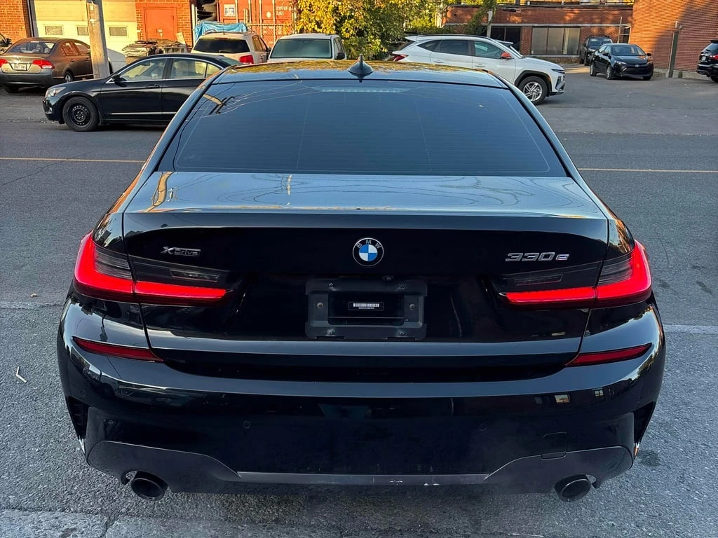 BMW 330 * 330e xDrive * CARFAX * БЕЗ ПЪРВОНАЧАЛНА ВНОСКА - изображение 4