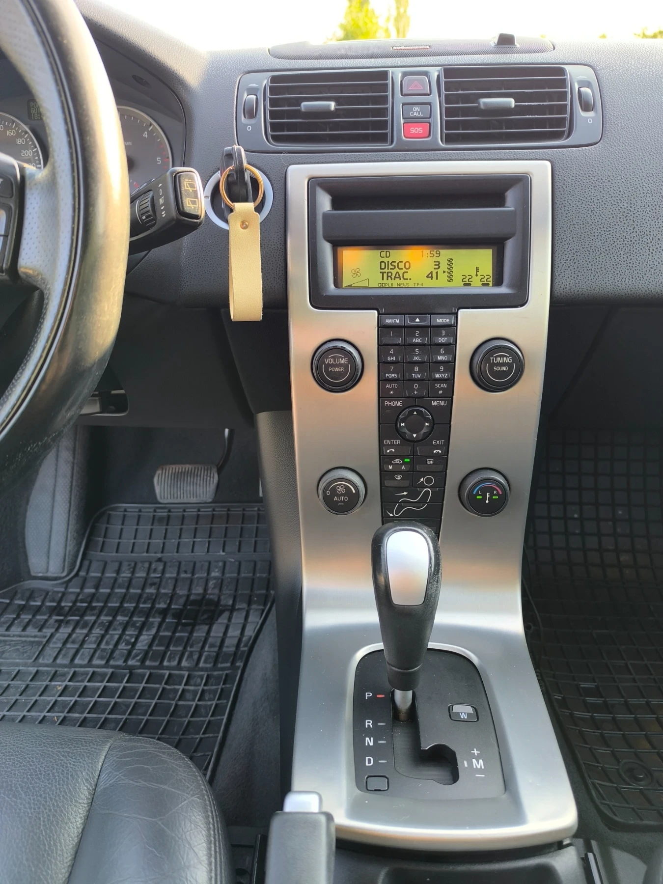 Volvo C30 D5 R-Design - изображение 9