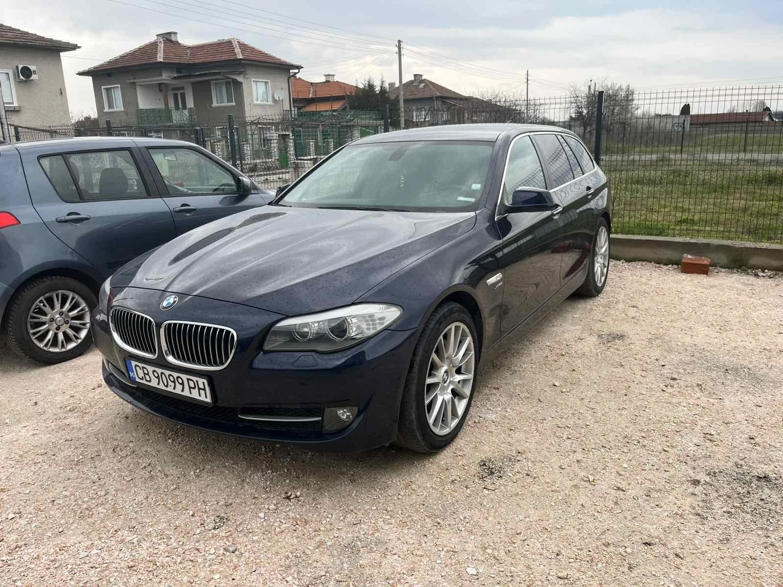 BMW 530 4x4 xDrive, снимка 2 - Автомобили и джипове - 53665016