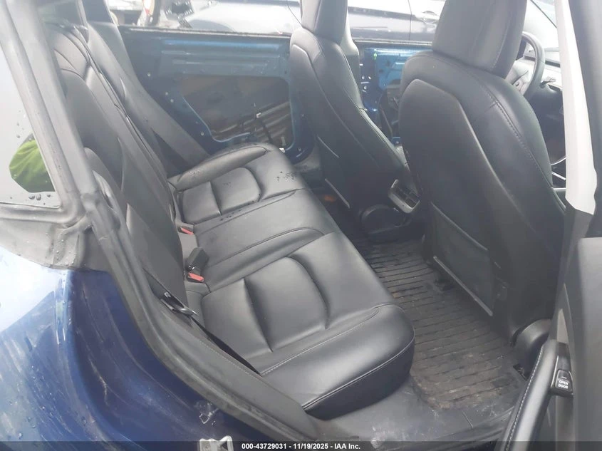 Tesla Model 3 U   U Rear Wheel Drive, снимка 8 - Автомобили и джипове - 53829125