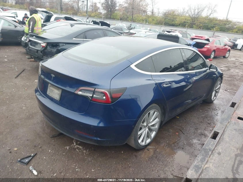 Tesla Model 3 U   U Rear Wheel Drive, снимка 4 - Автомобили и джипове - 53829125