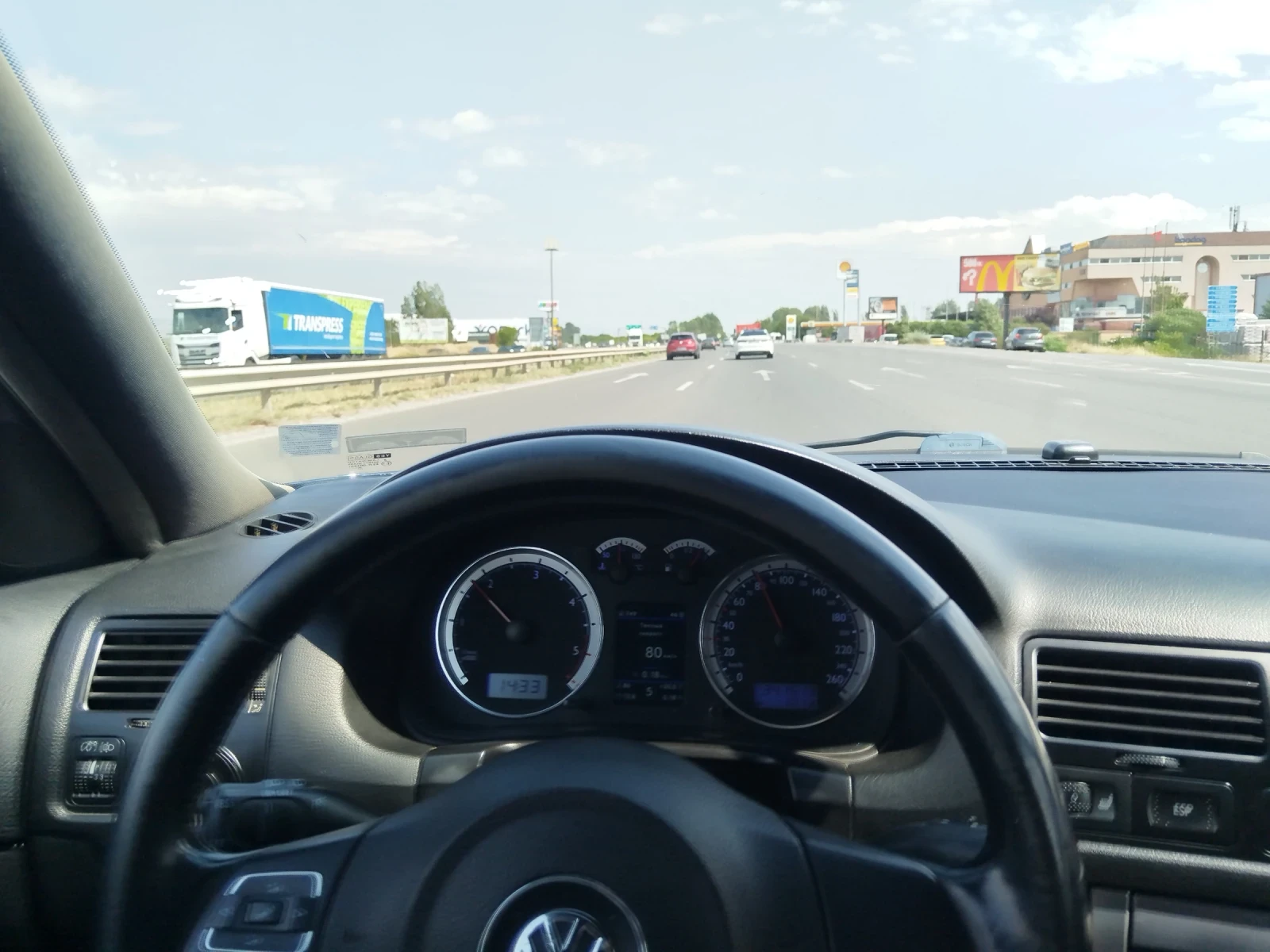 VW Golf 1.9TDI AHF, снимка 3 - Автомобили и джипове - 54677963