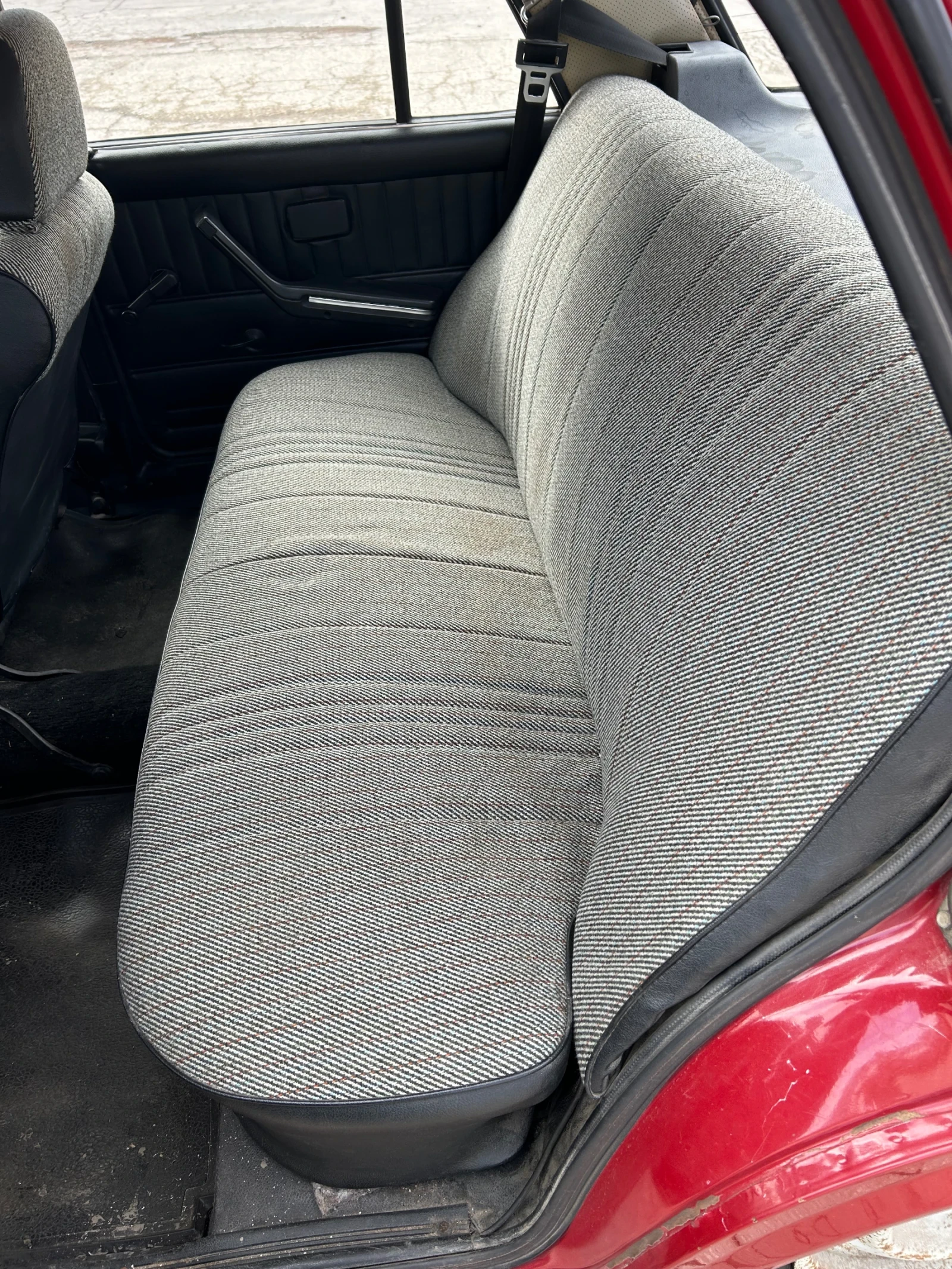 Lada 2105 1300, снимка 9 - Автомобили и джипове - 54012665