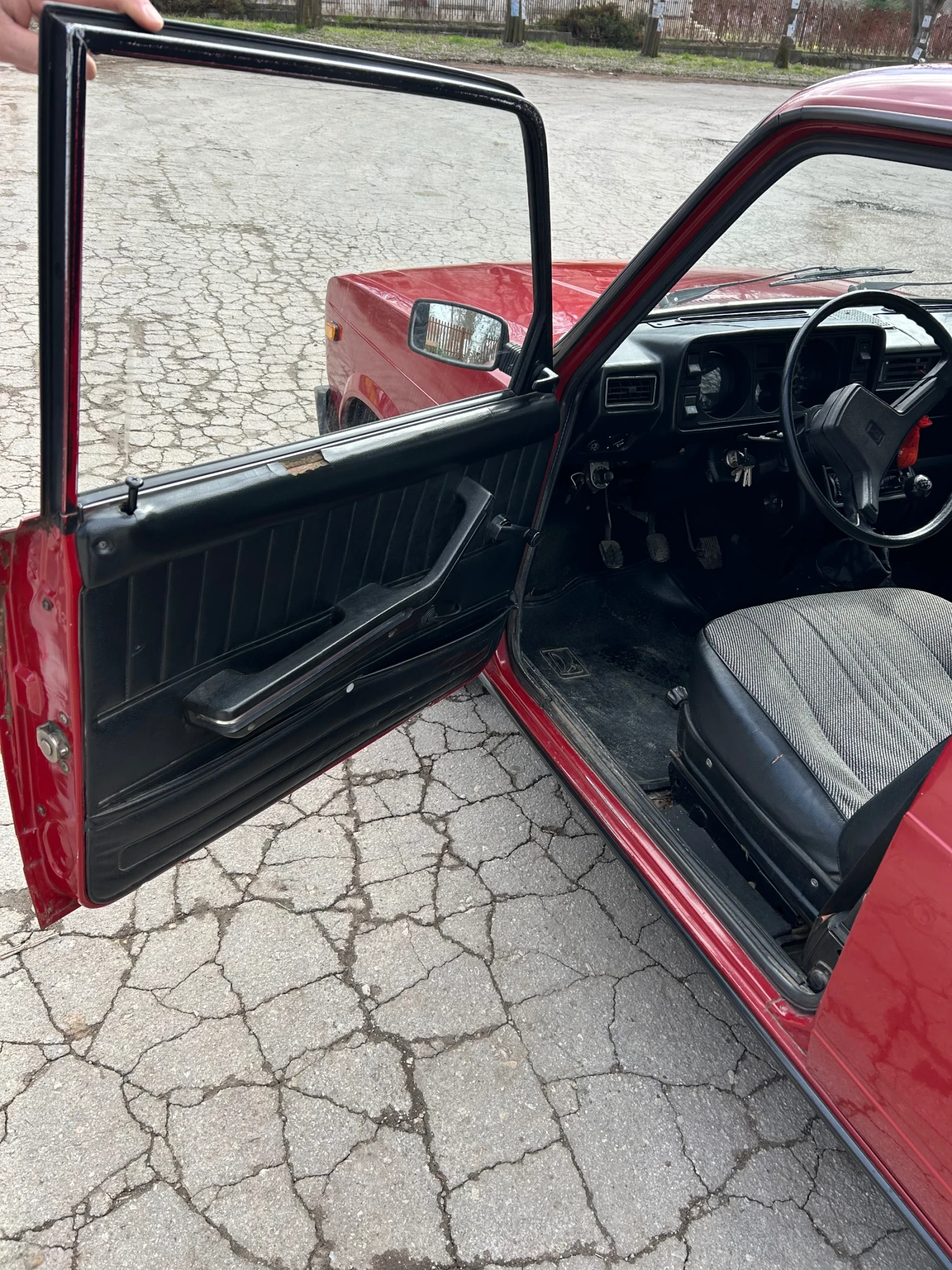 Lada 2105 1300, снимка 8 - Автомобили и джипове - 54012665