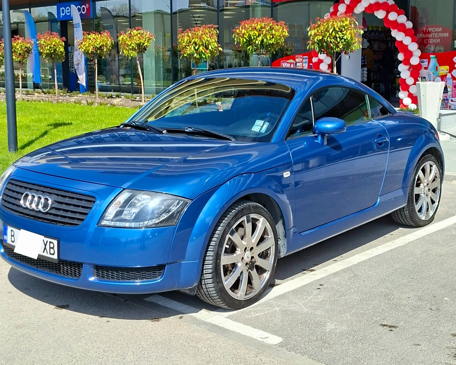 Audi Tt 1.8Т-ГАЗ-ФАРОВЕ С ЛУПА-НОВИ ГУМИ, снимка 3 - Автомобили и джипове - 54179303