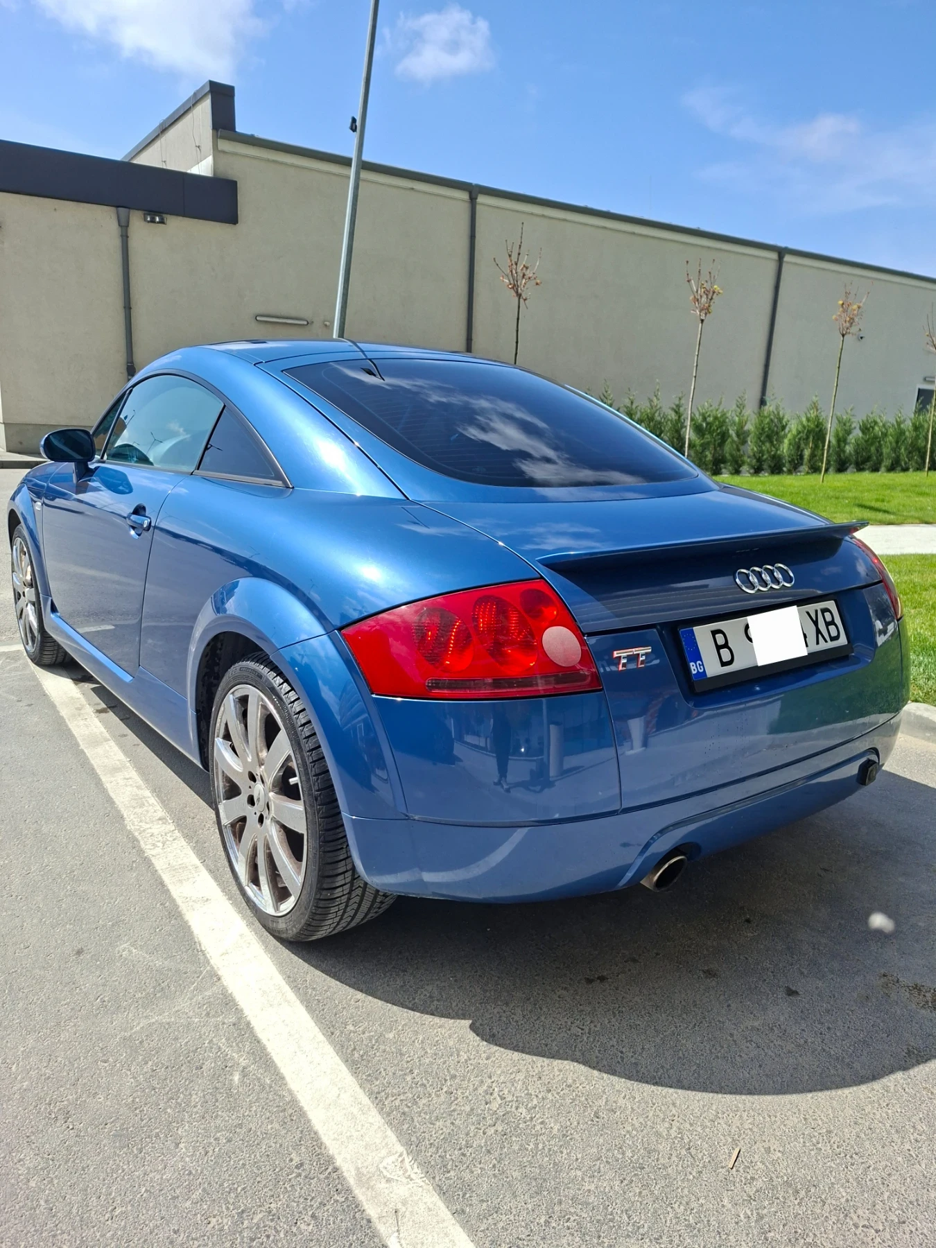 Audi Tt 1.8Т-ГАЗ-ФАРОВЕ С ЛУПА-НОВИ ГУМИ, снимка 4 - Автомобили и джипове - 54179303