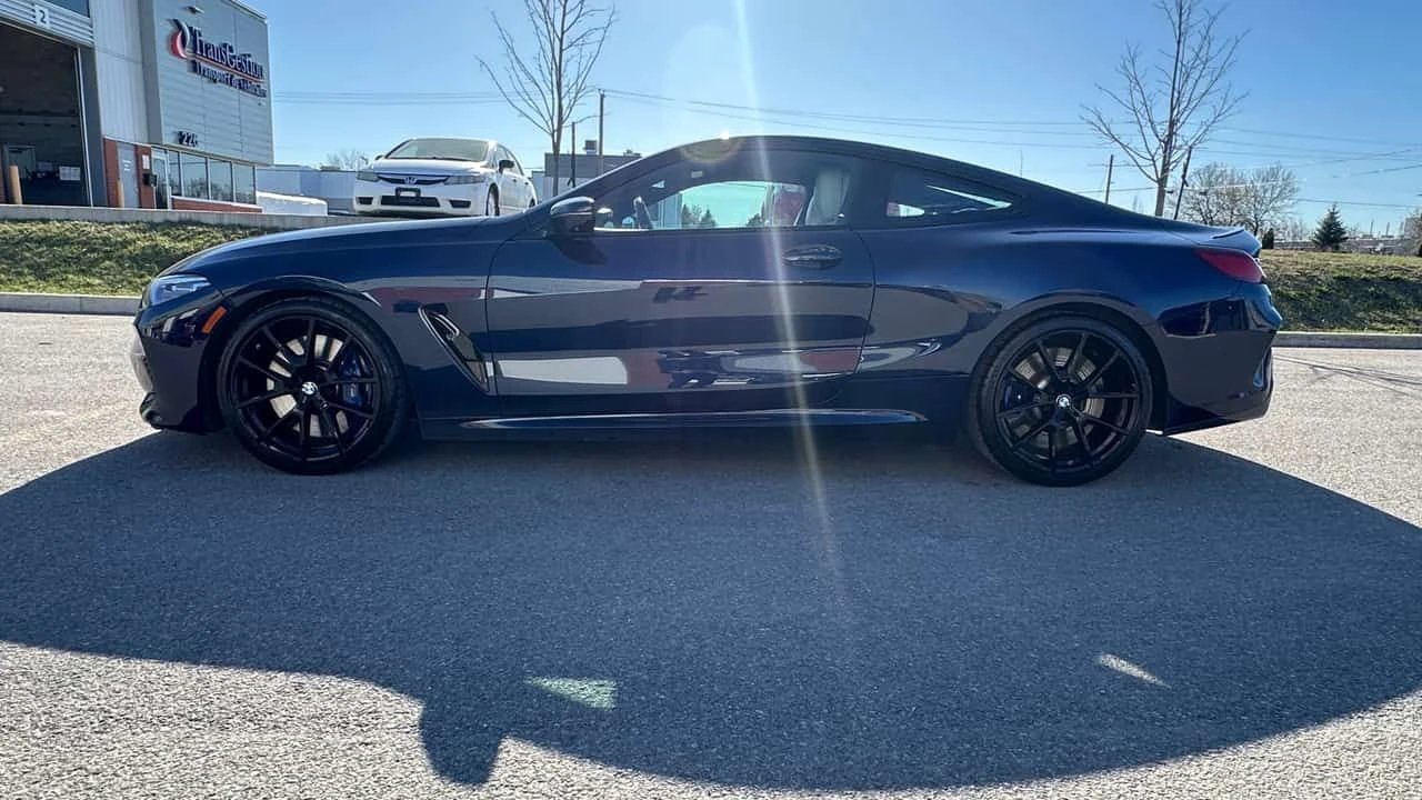 BMW 850 * xDrive * TANZANITE BLUE * ИСТОРИЯ В БМВ* CRYSTAL, снимка 2 - Автомобили и джипове - 54460348
