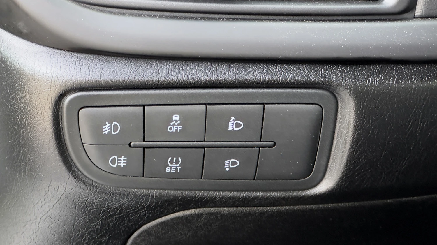 Fiat Tipo 1.6i Automatic Нов-3бр., снимка 10 - Автомобили и джипове - 54575635