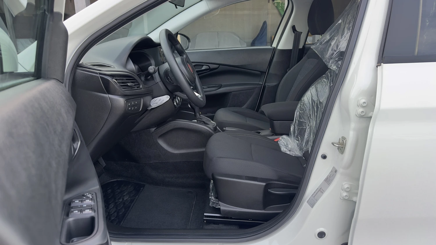 Fiat Tipo 1.6i Automatic Нов-3бр., снимка 5 - Автомобили и джипове - 54575635