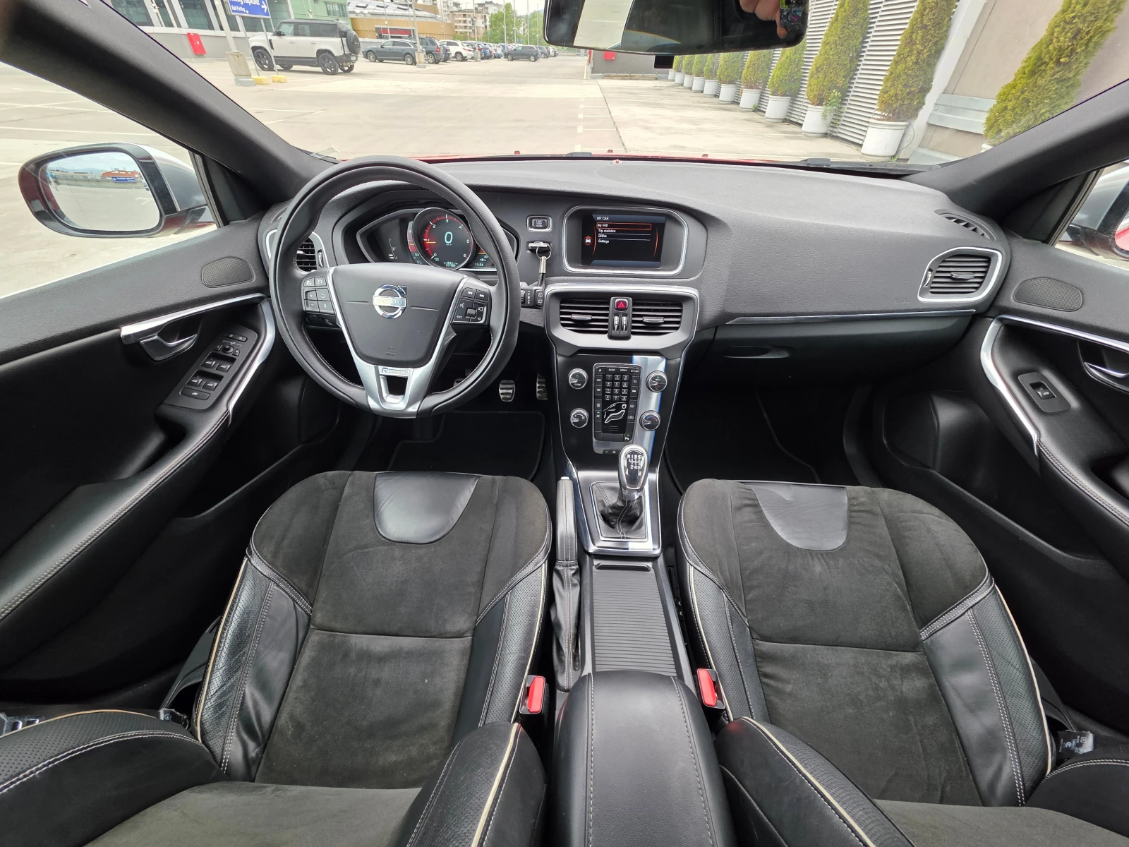 Volvo V40 R-Design-1.6 D2-115hp., снимка 15 - Автомобили и джипове - 54583524
