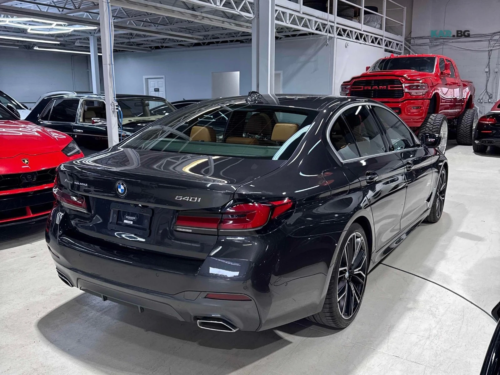 BMW 540 MPACK* AMBIENT* HEADUP* ВАКУМ* ASSISTANT, снимка 5 - Автомобили и джипове - 54867046