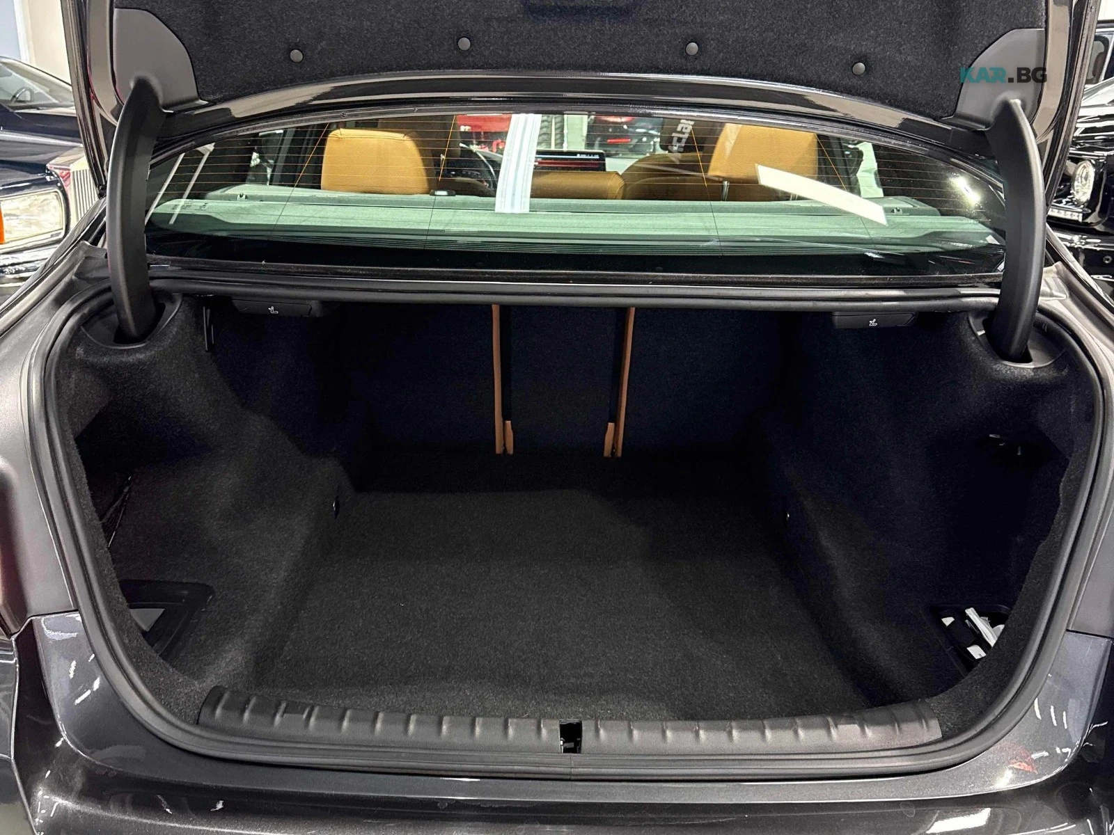 BMW 540 MPACK* AMBIENT* HEADUP* ВАКУМ* ASSISTANT, снимка 8 - Автомобили и джипове - 54867046