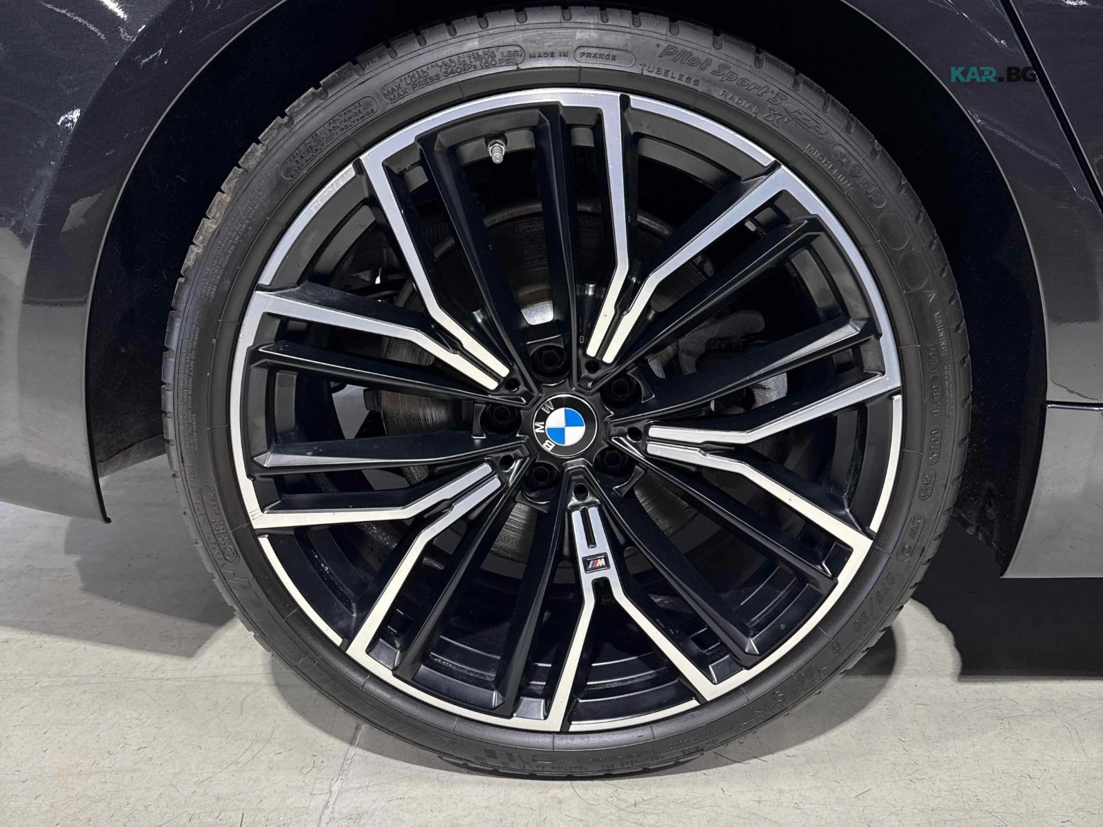 BMW 540 MPACK* AMBIENT* HEADUP* ВАКУМ* ASSISTANT, снимка 7 - Автомобили и джипове - 54867046