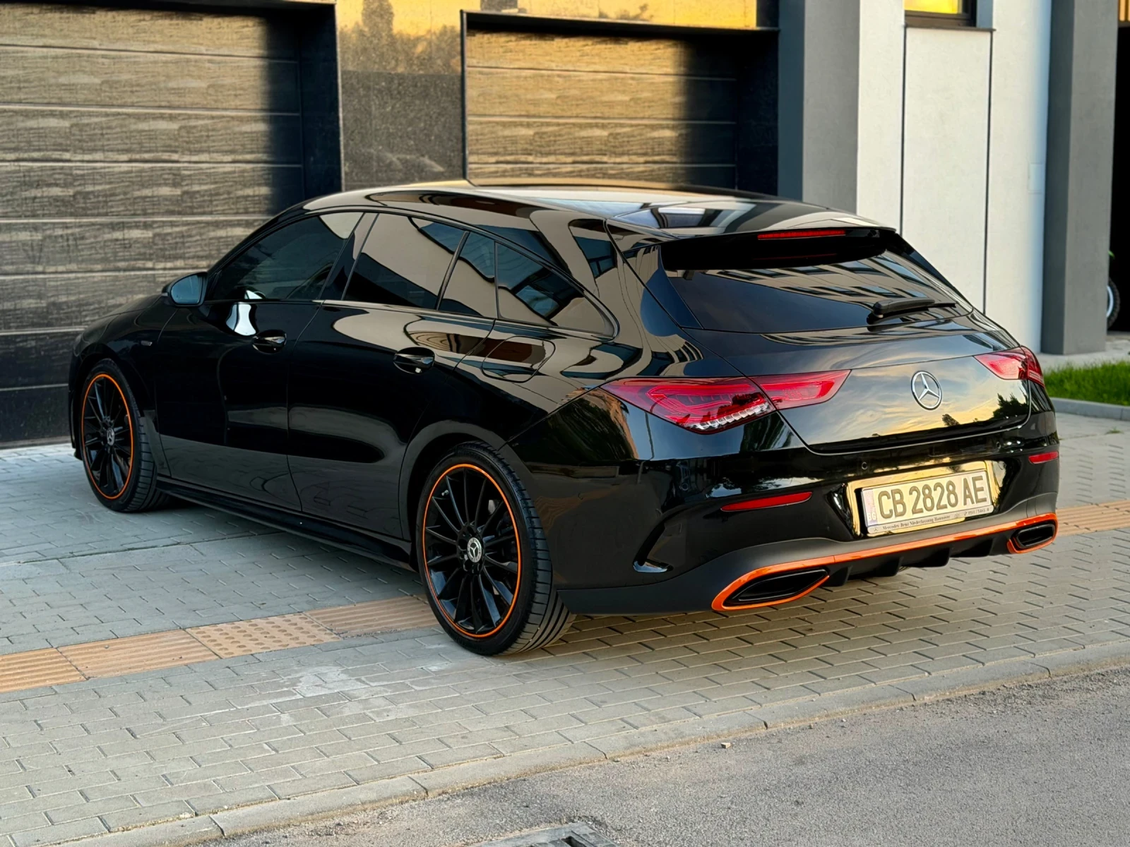 Mercedes-Benz CLA 200 Edition 1, снимка 4 - Автомобили и джипове - 54959893