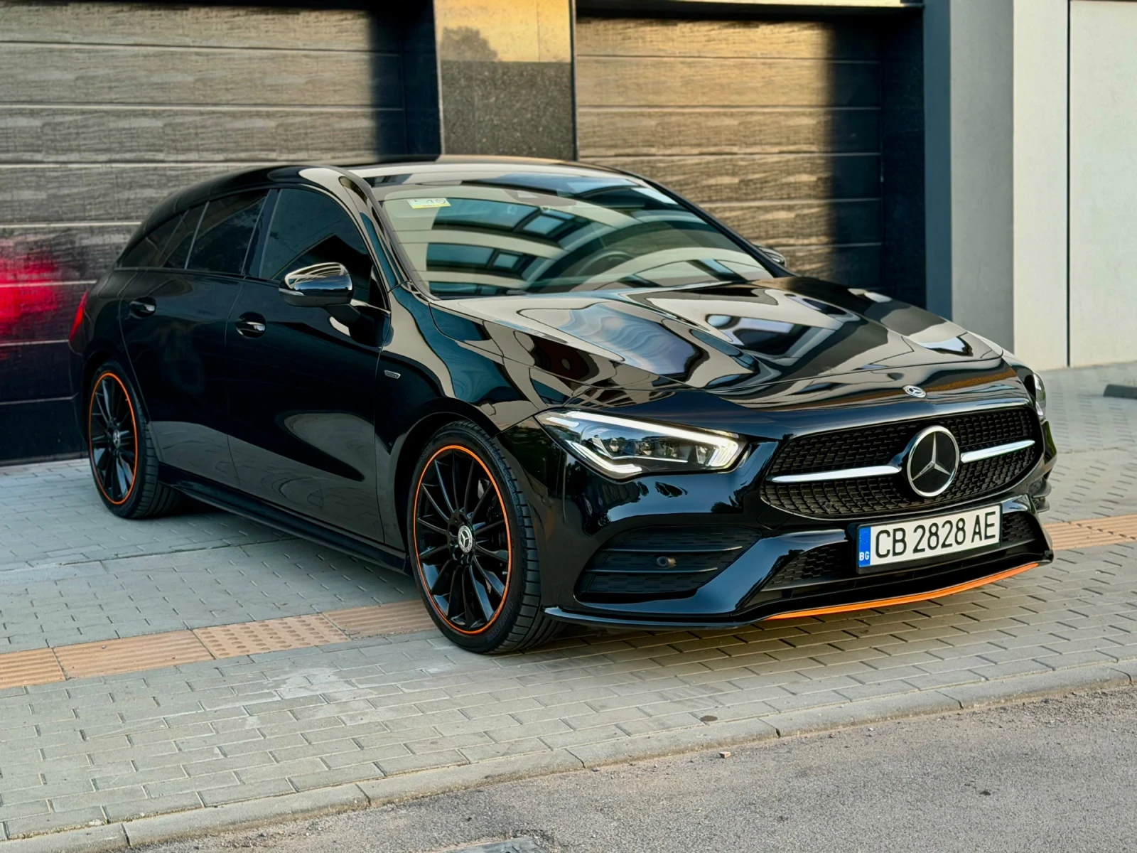 Mercedes-Benz CLA 200 Edition 1, снимка 3 - Автомобили и джипове - 54959893