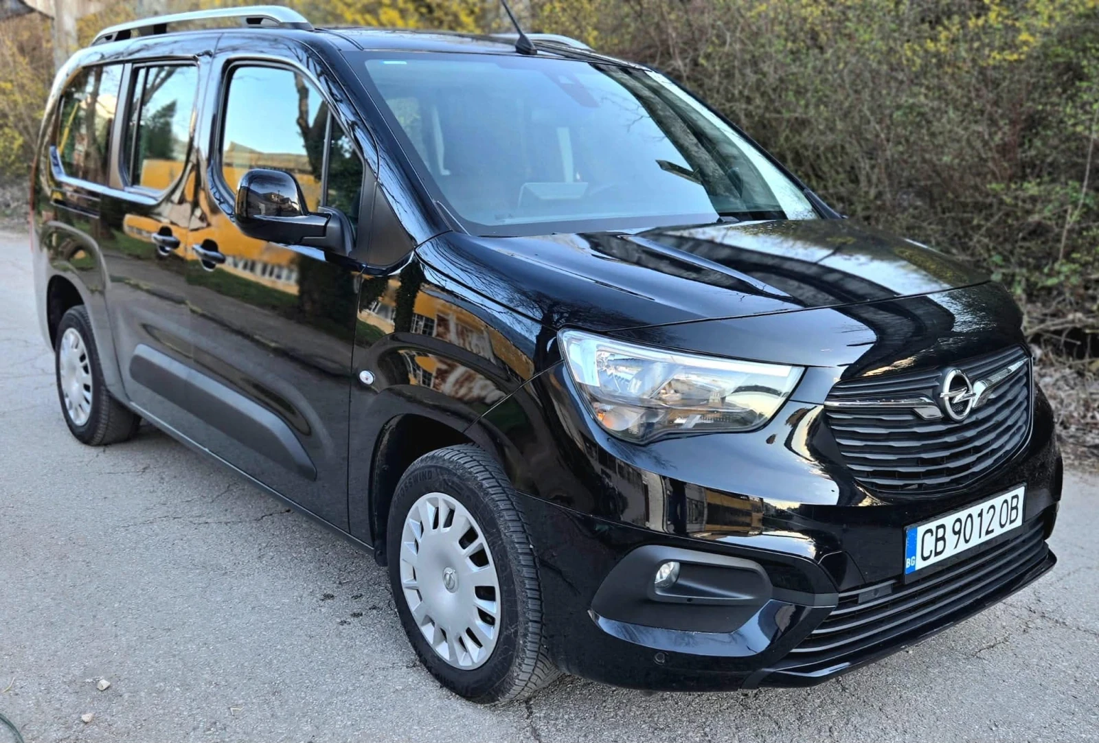 Opel Combo 7 места/Автоматик , снимка 3 - Автомобили и джипове - 55113564