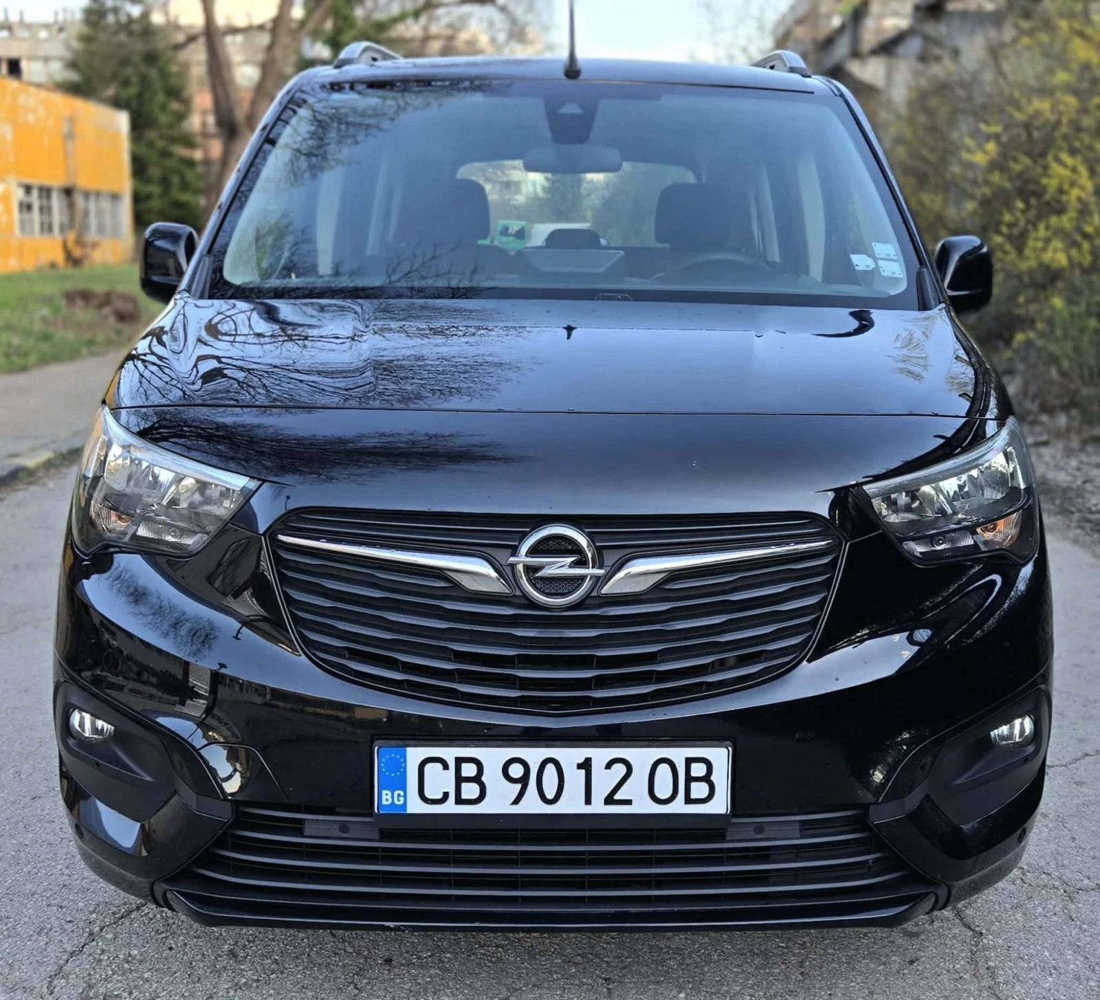 Opel Combo 7 места/Автоматик , снимка 2 - Автомобили и джипове - 55113564