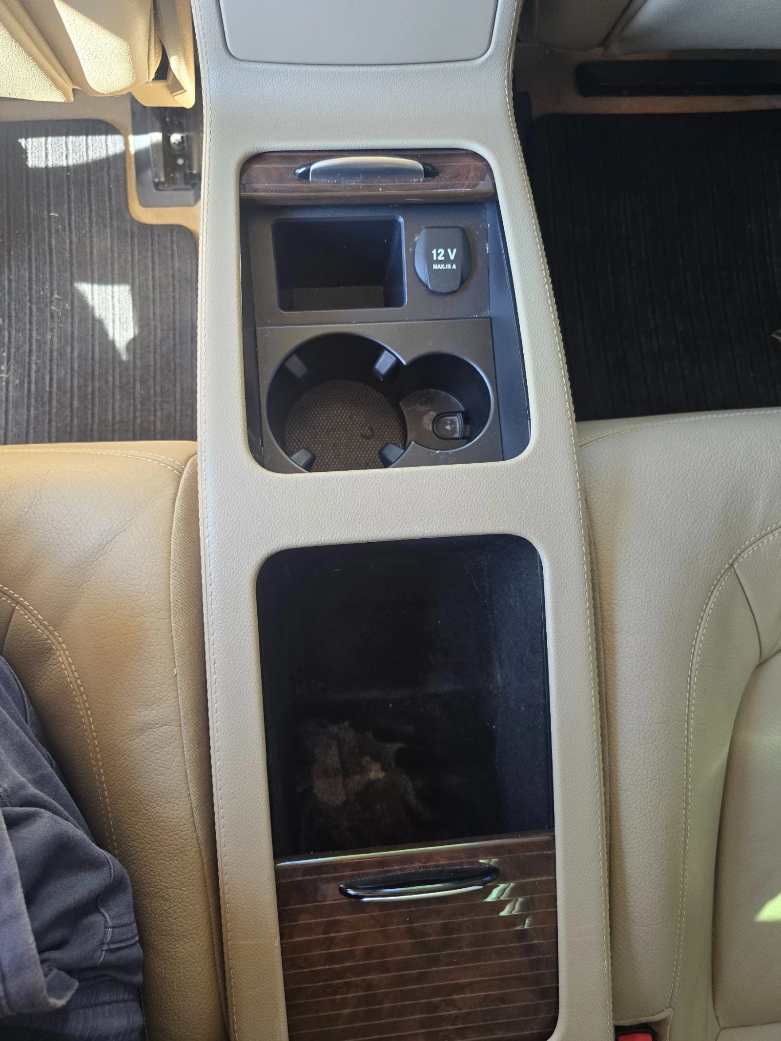 Mercedes-Benz CLS 350, снимка 16 - Автомобили и джипове - 55348902