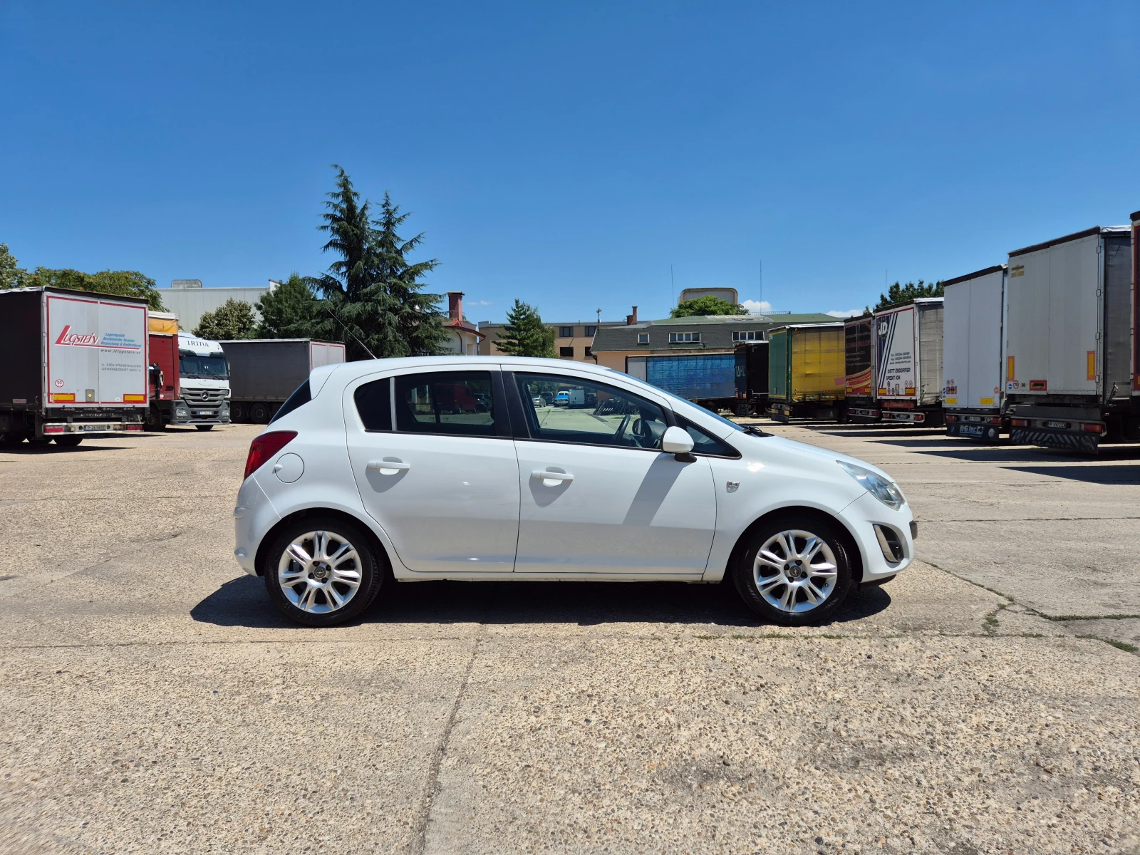Opel Corsa 1.2i-ГАЗ-Италия, снимка 4 - Автомобили и джипове - 55422275