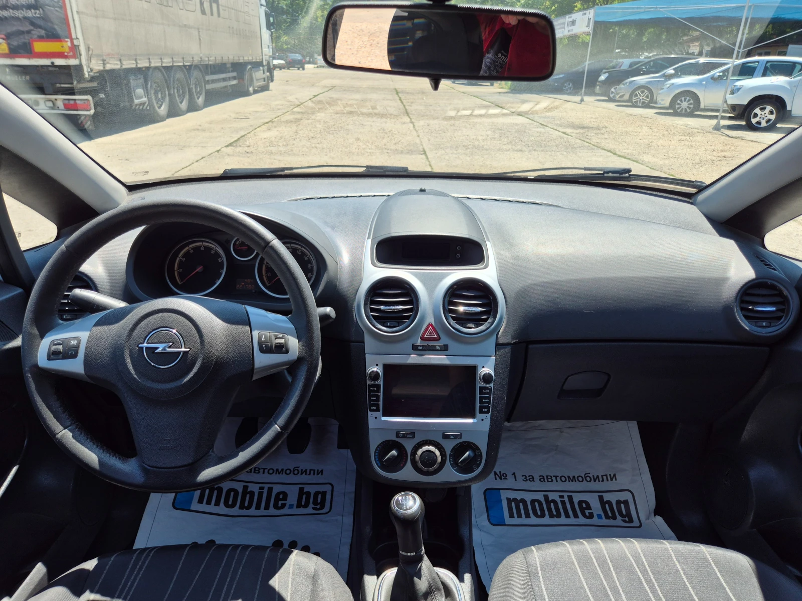 Opel Corsa 1.2i-ГАЗ-Италия, снимка 7 - Автомобили и джипове - 55422275