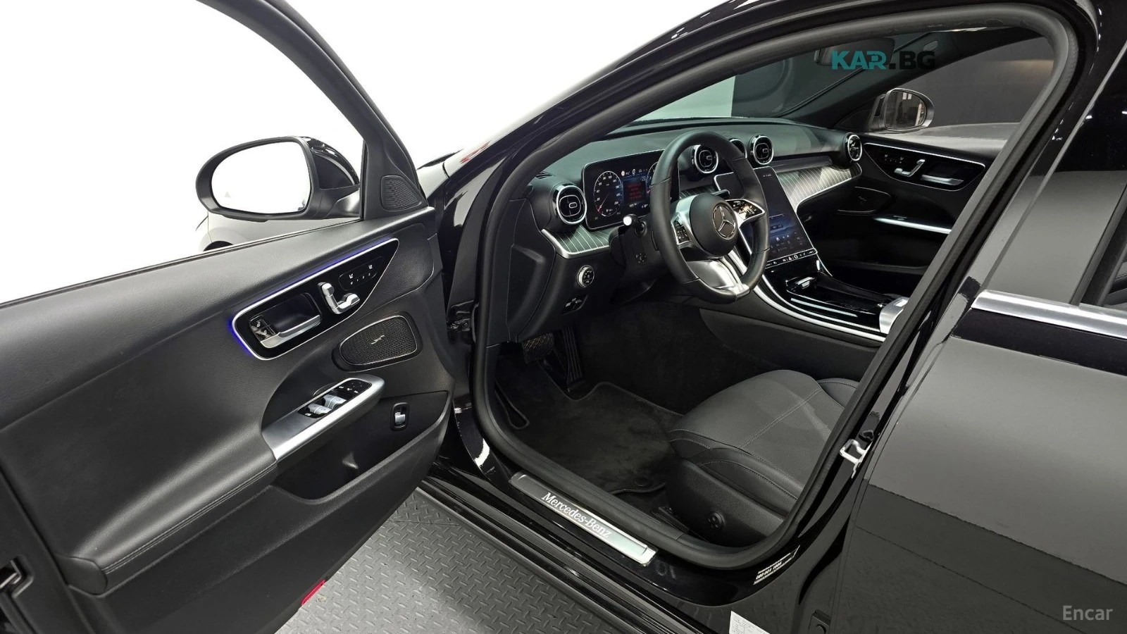 Mercedes-Benz C 300 4MATIC* AVANTGARDE* ОБДУХВ* ПАНО* НАВИ* LANE ASS, снимка 11 - Автомобили и джипове - 55722386