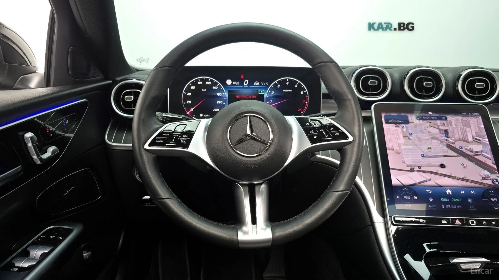 Mercedes-Benz C 300 4MATIC* AVANTGARDE* ОБДУХВ* ПАНО* НАВИ* LANE ASS, снимка 13 - Автомобили и джипове - 55722386