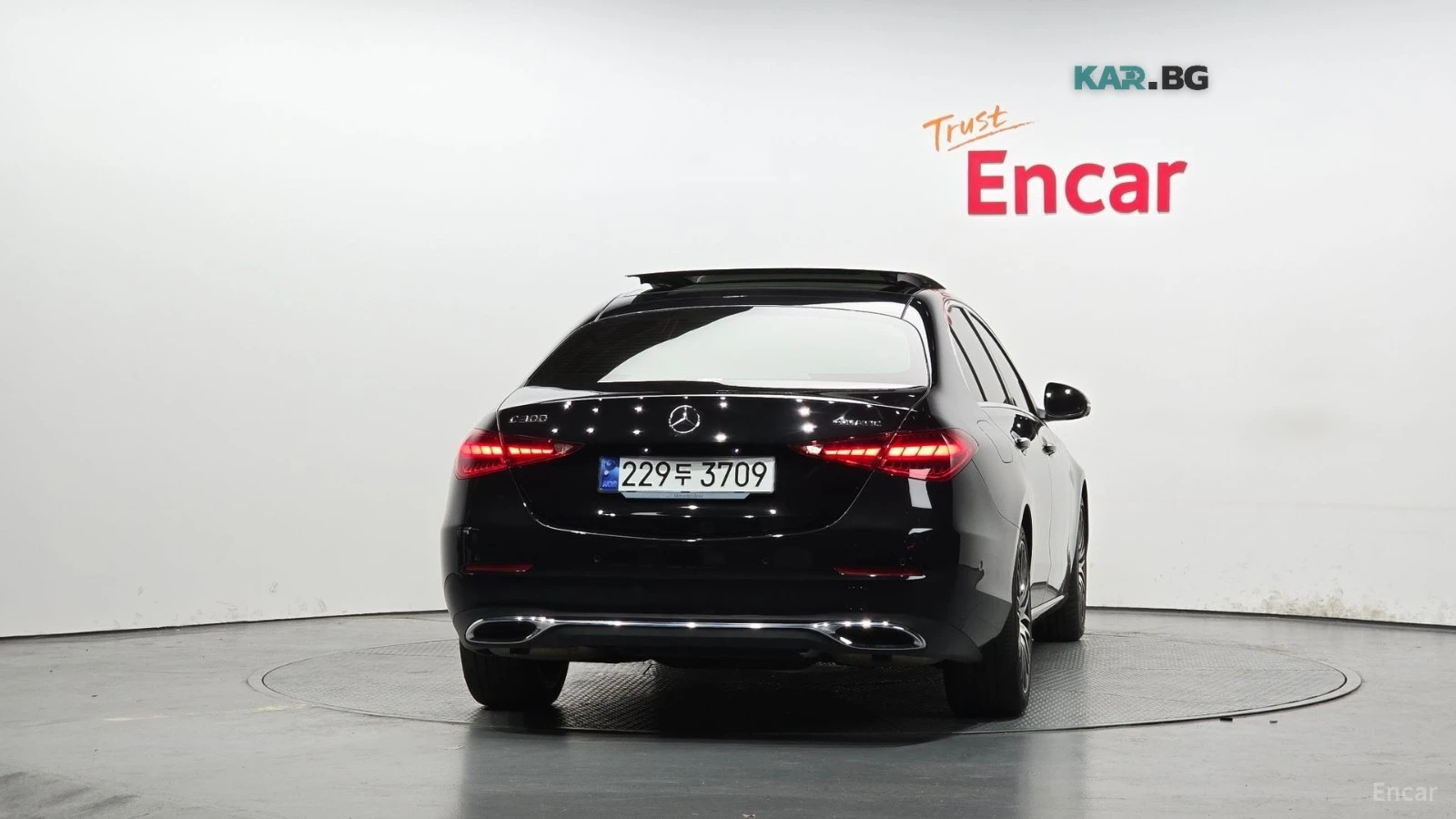 Mercedes-Benz C 300 4MATIC* AVANTGARDE* ОБДУХВ* ПАНО* НАВИ* LANE ASS, снимка 4 - Автомобили и джипове - 55722386