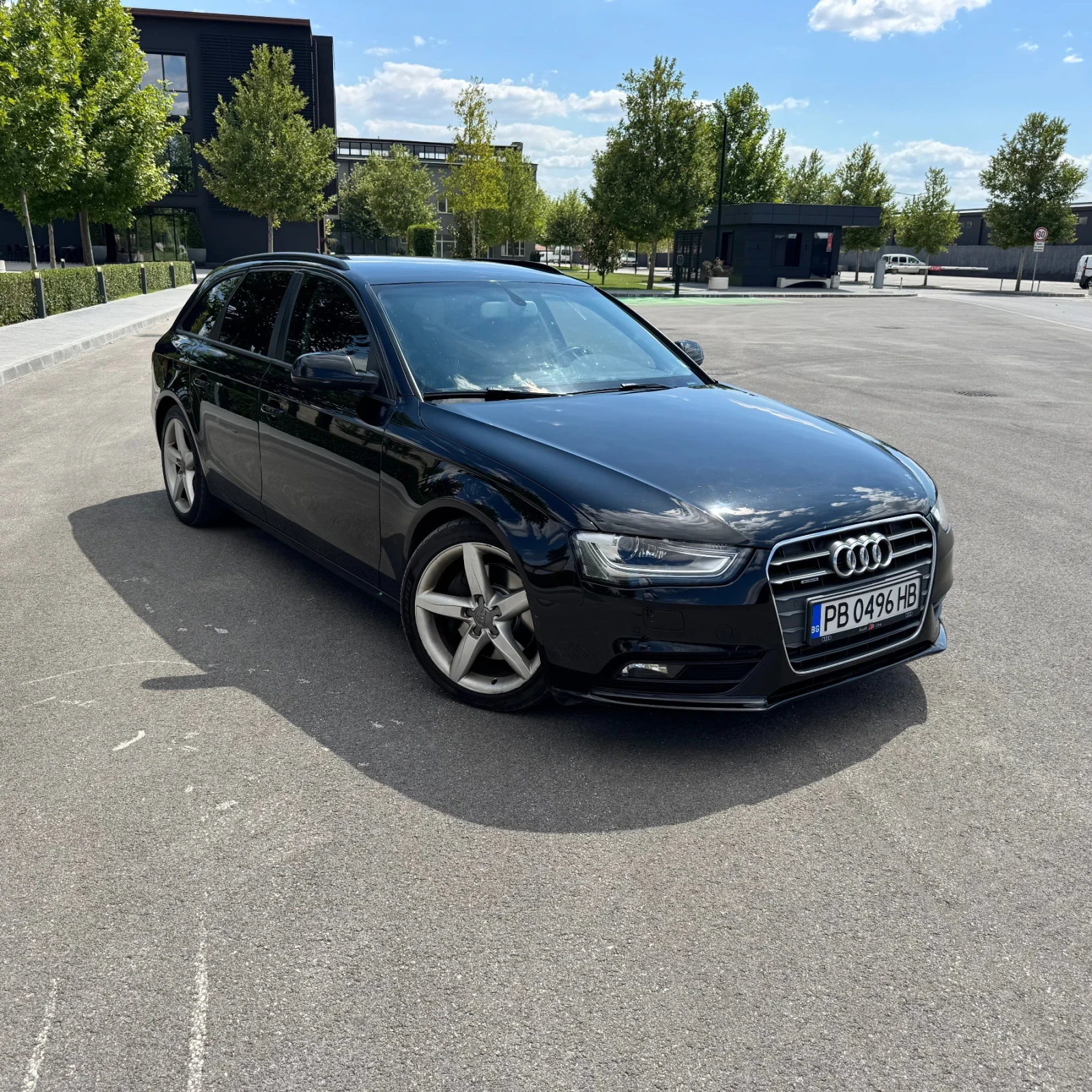 Audi A4, снимка 3 - Автомобили и джипове - 55922709