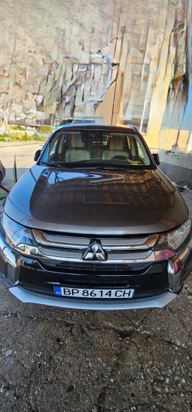 Mitsubishi Outlander 3.0 V6 GT БЕНЗИН, снимка 2