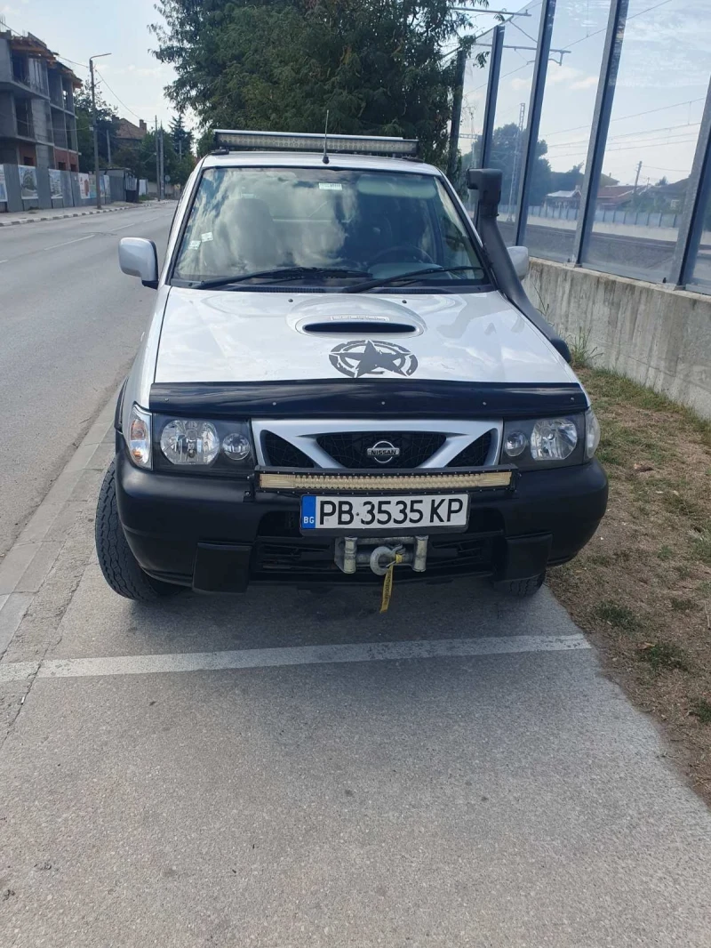 Nissan Terrano, снимка 7 - Автомобили и джипове - 47349830