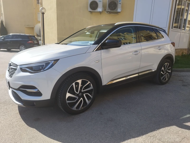 Opel Grandland X, снимка 2 - Автомобили и джипове - 47510859