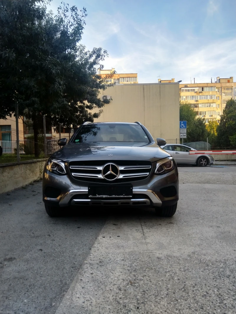 Mercedes-Benz GLC 300 4 MATIC, снимка 1 - Автомобили и джипове - 47518356