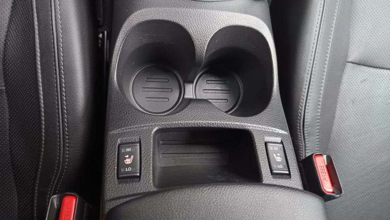 Nissan Qashqai 1.6 dCi Tekna 4x4 131hp, снимка 9 - Автомобили и джипове - 52658035