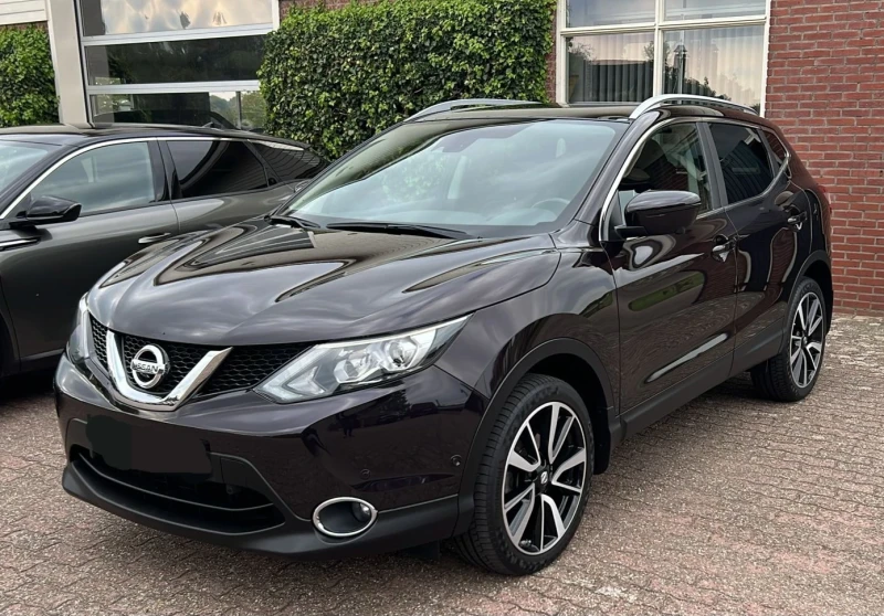 Nissan Qashqai 1.6 dCi Tekna 4x4 131hp, снимка 11 - Автомобили и джипове - 52658035